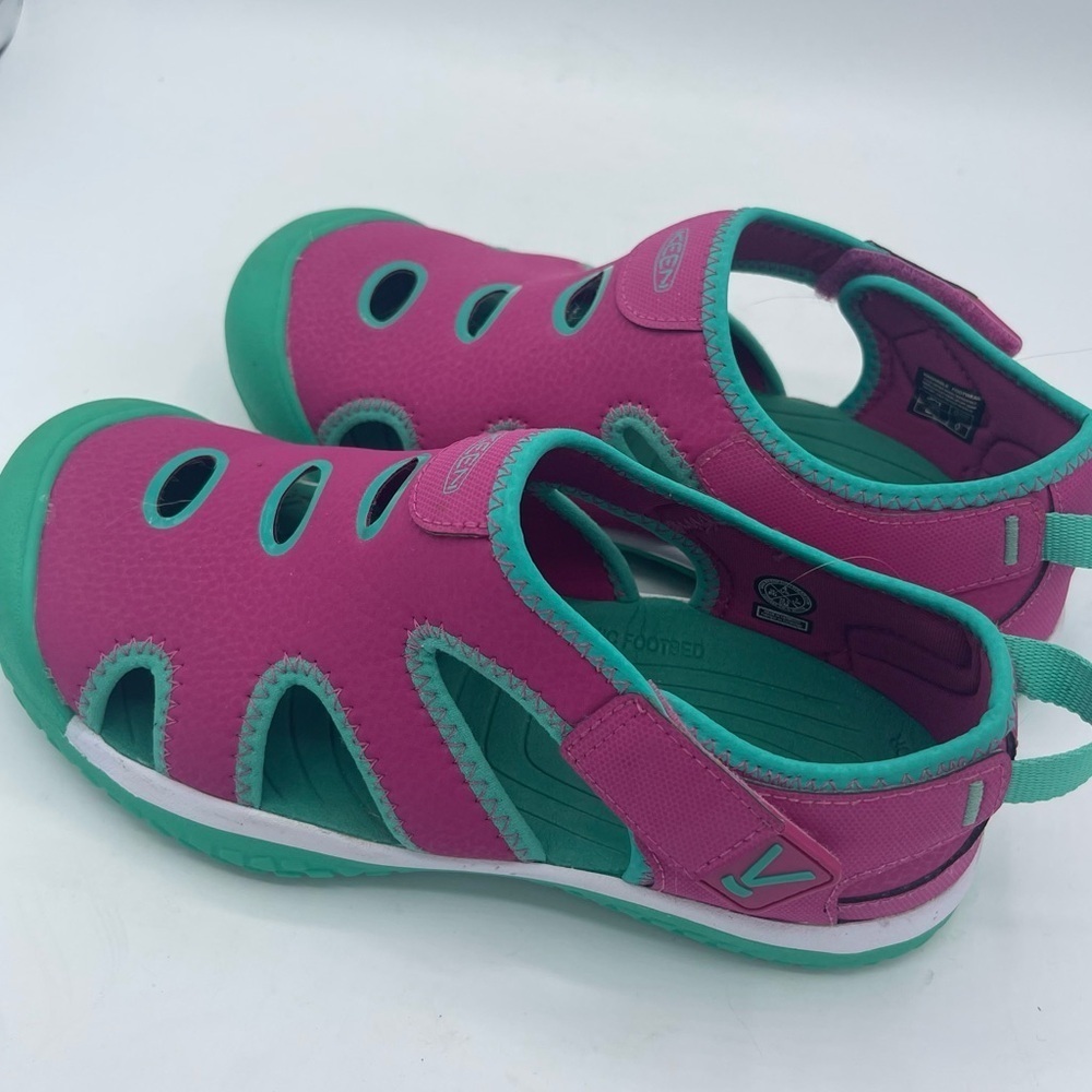 Keen Kid's Stingray Pink Aqua Slip On Water Shoes Size 4 Sandals Hook/loop